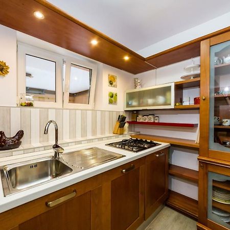 Mihael Apartman Zára Kültér fotó