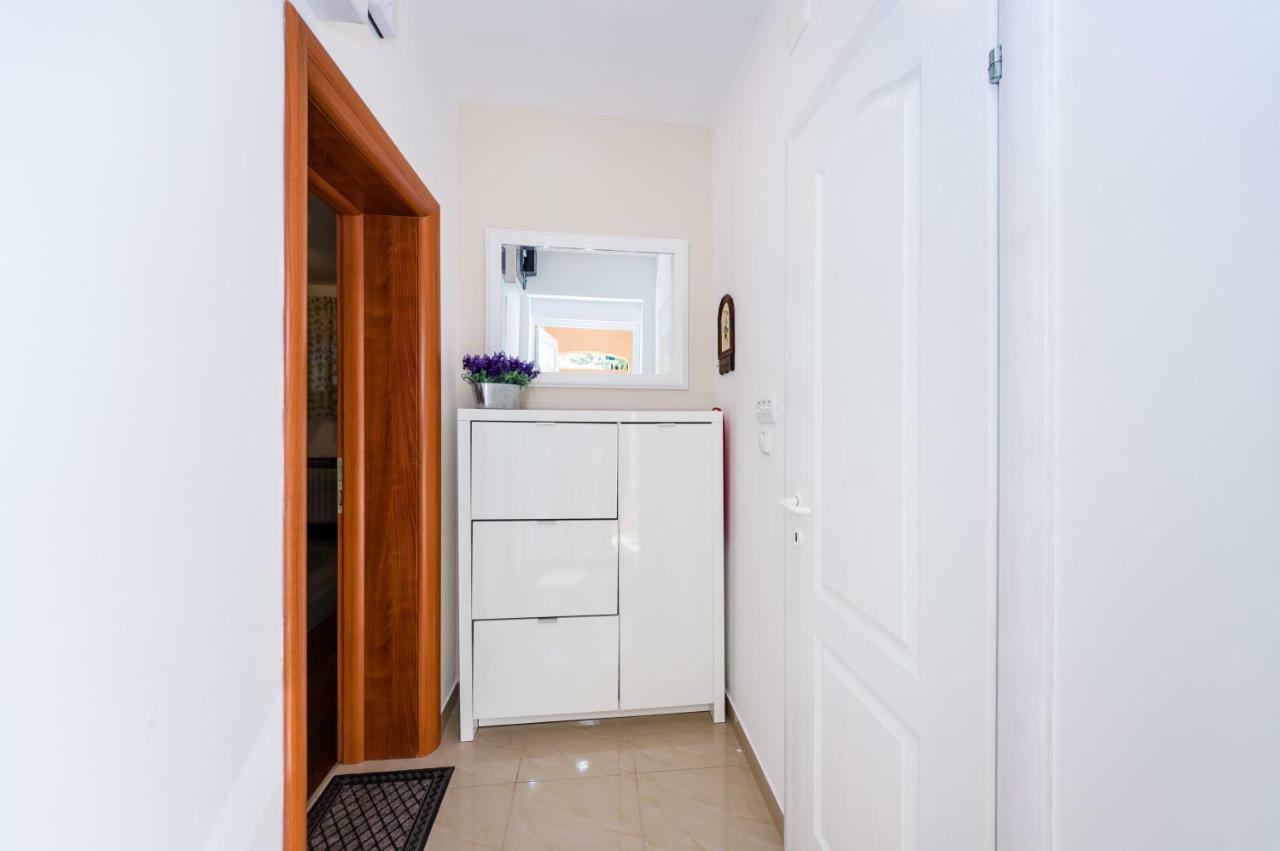 Mihael Apartman Zára Kültér fotó