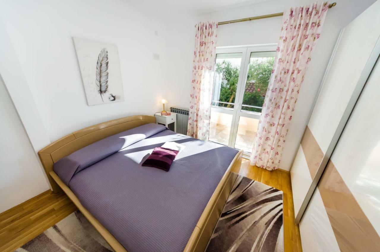 Mihael Apartman Zára Kültér fotó