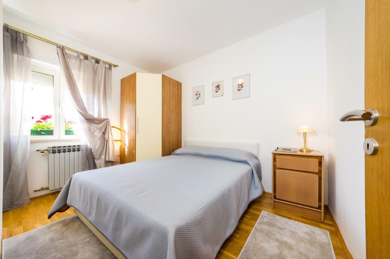 Mihael Apartman Zára Kültér fotó